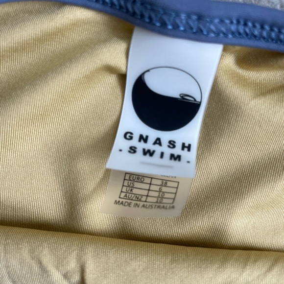 Gnash Swim Ruffle One Piece Swim Suit High Cut Strapless Size 6 - Picture 2 of 4